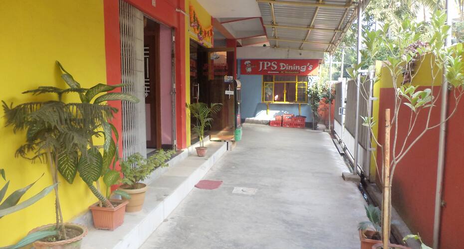 Guwahati Lodge, Guwahati 3